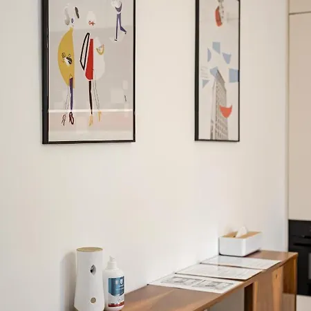 Emily * Βαρσοβία